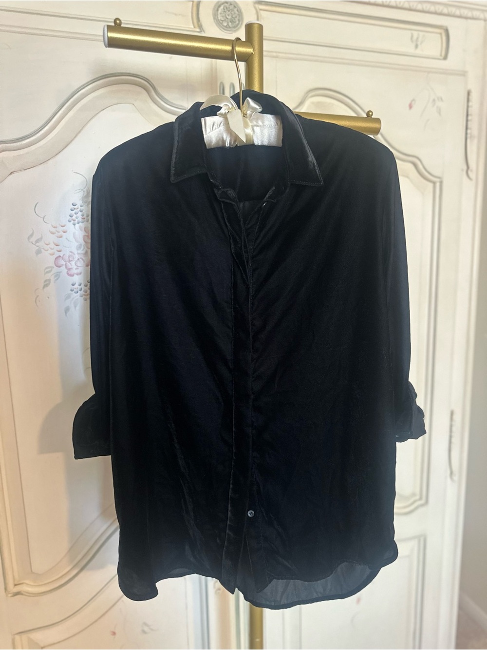 Women’s Treasure & Bond Black Velvet Long-Sleeve Button Down Shirt